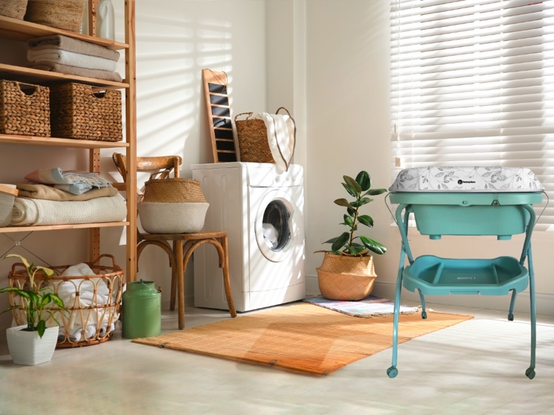 PETITE&amp;MARS Prebaľovací pult s vaničkou Spa 3v1