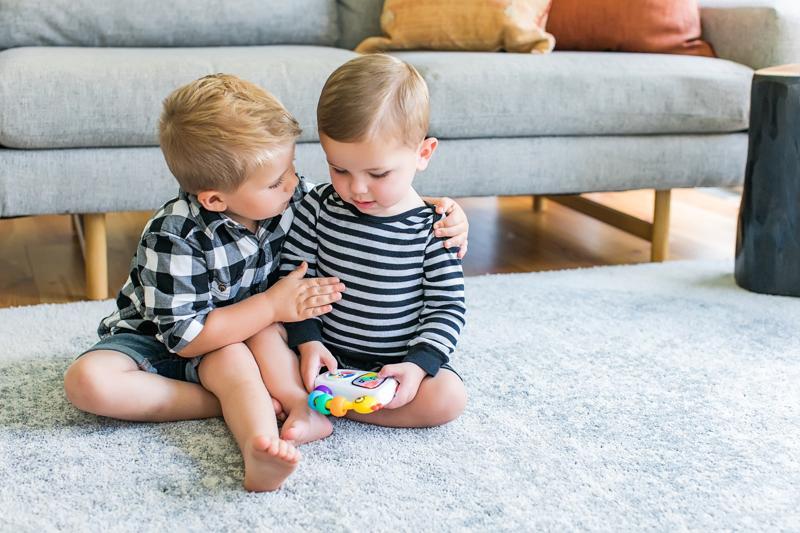 BABY EINSTEIN Hračka hudobná Take Along Tunes™ 3m+