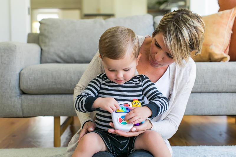 BABY EINSTEIN Hračka hudobná Take Along Tunes™ 3m+