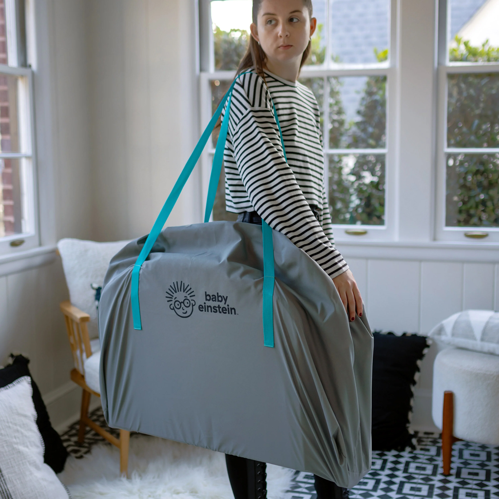 BABY EINSTEIN Postieľka s ohrádkou na hranie a klavírom 3v1 Kick &amp; Snooze™ 0m+