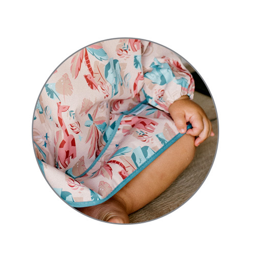 BABYONO Podbradník s dlhým rukávom Jungle, 85 x 42cm, 2-4r