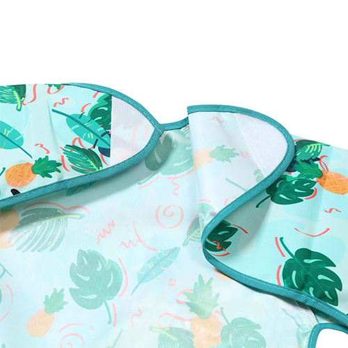 BABYONO Podbradník s dlhým rukávom Toukans, 74 x 36cm, 6m+