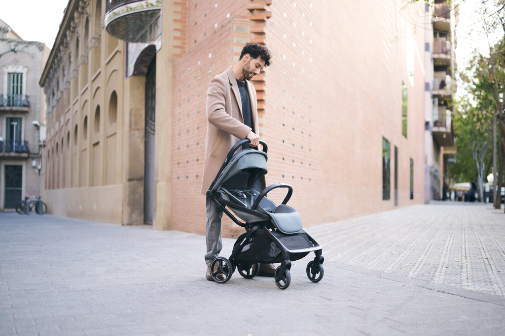 EASYWALKER Kočík športový Rockey M Pure Black