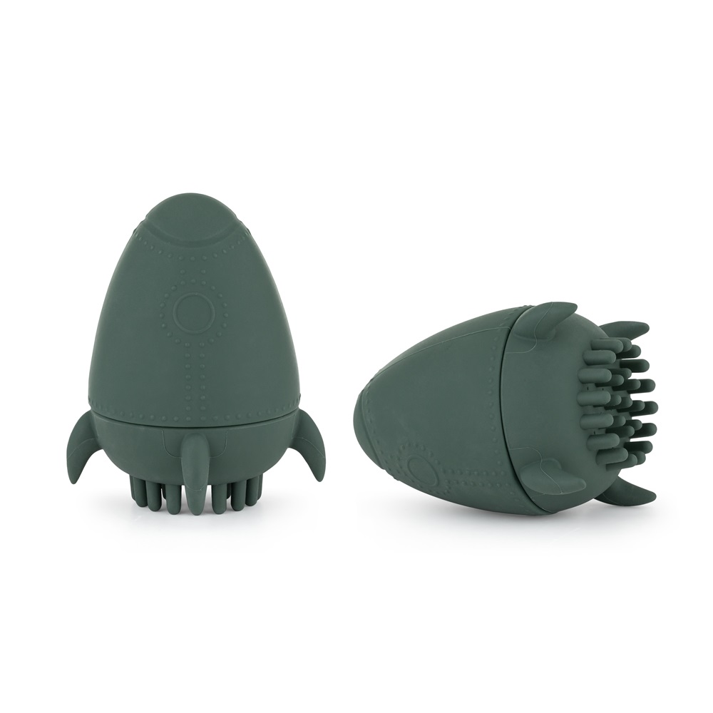 PETITE&amp;MARS Hračka silikónová do vody s kefkou Splashy Rocket Misty Green 6m+