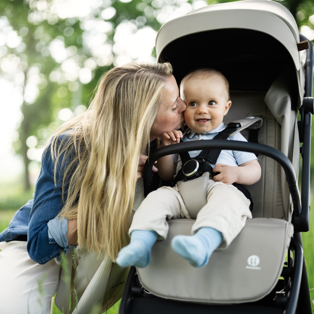 PETITE&amp;MARS Kočík športový Flip Platinum Grey