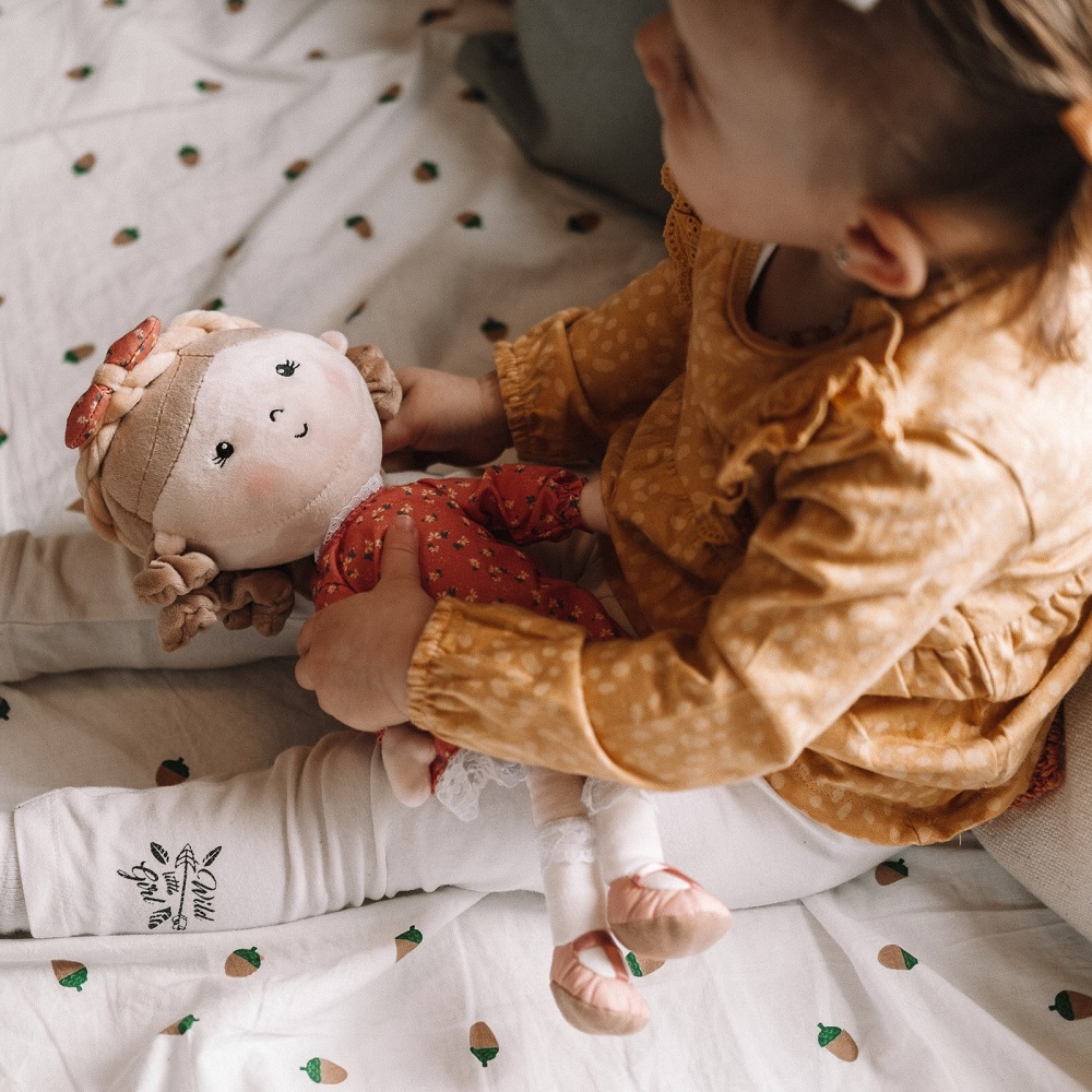 PETITE&amp;MARS Bábika plyšová Sophie 0m+, 35 cm