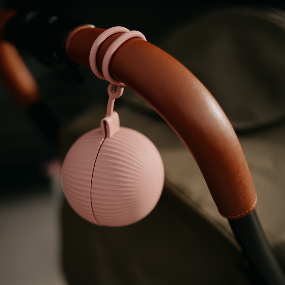 PETITE&amp;MARS Puzdro silikónové na cumlík Desert Sand 0m+