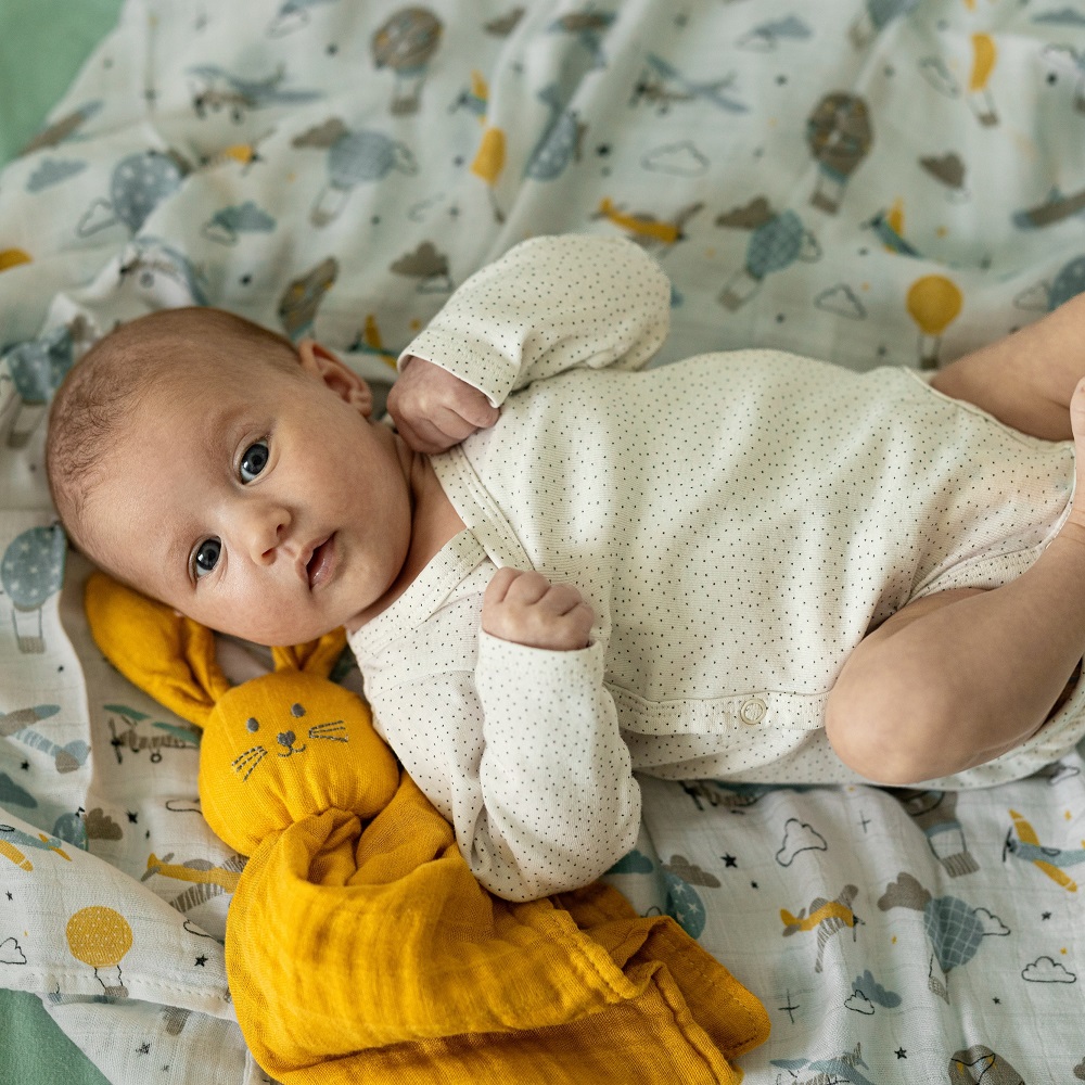 PETITE&amp;MARS Prikrývka bambusová mušelínová 2ks Misty Grey Planes 2v1, 120 x 120 cm