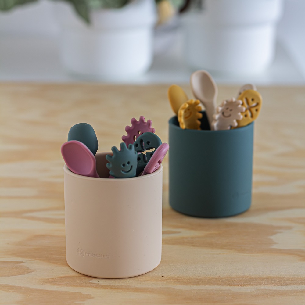 PETITE&amp;MARS Set 3 ks silikónových tréningových lyžičiek Take&amp;Match Misty Green 6m+