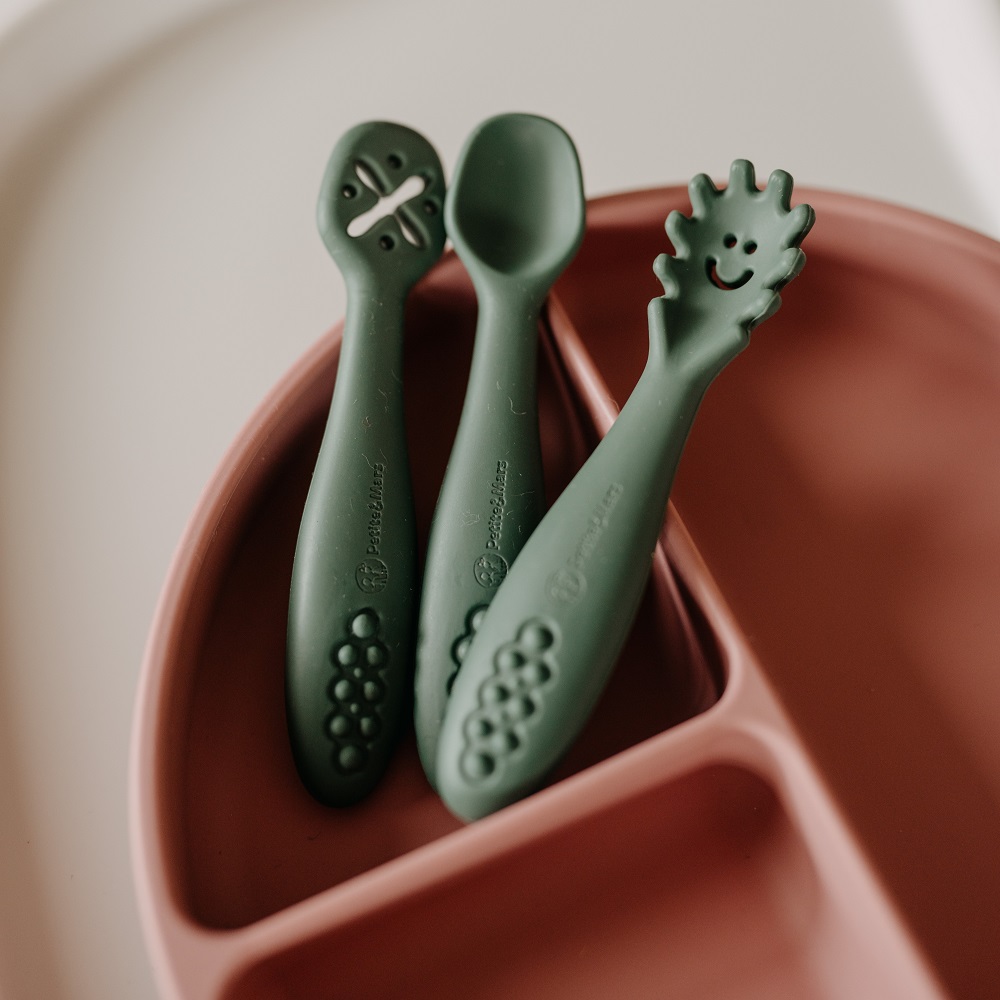 PETITE&amp;MARS Set 3 ks silikónových tréningových lyžičiek Take&amp;Match Intense Ochre 6m+