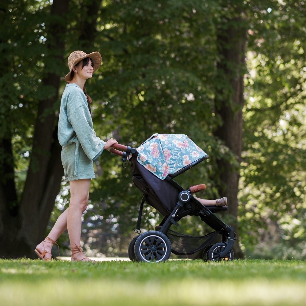 PETITE&amp;MARS Strieška na kočík Street+/Street2 Limited 100 Roses