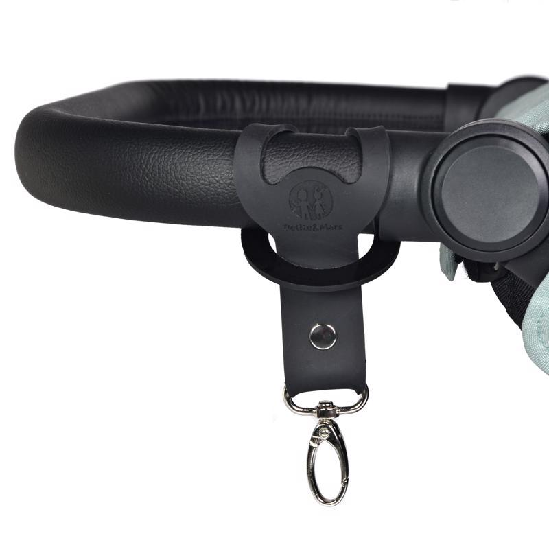 PETITE&amp;MARS Úchytky Hang na zavesenie tašky na kočík - 2 ks