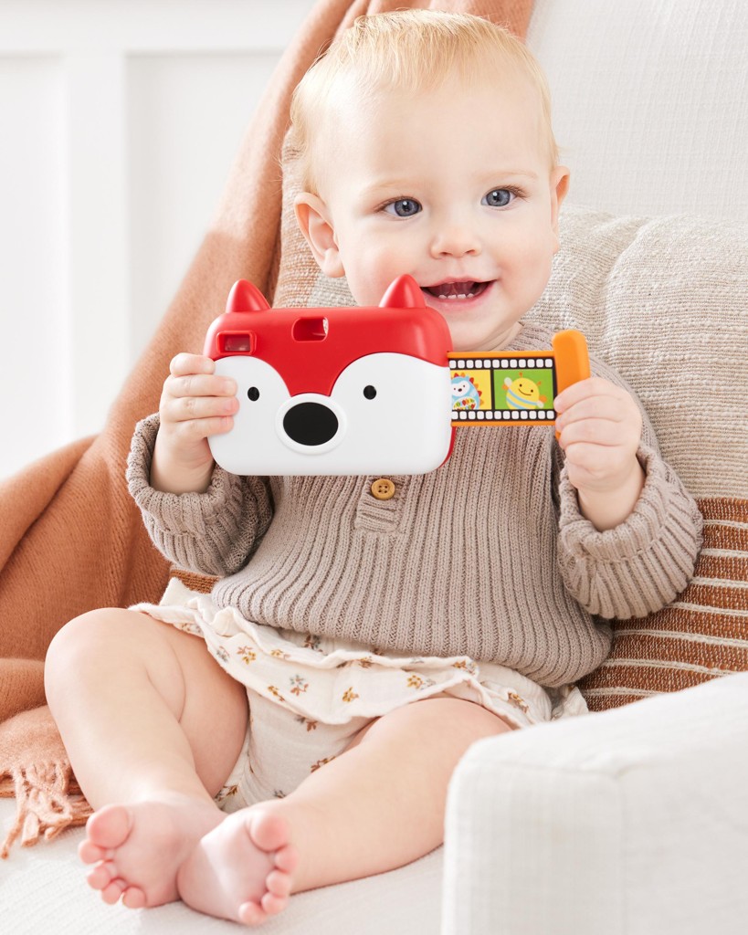 SKIP HOP Hračka fotoaparát Explore&amp;More 6m+