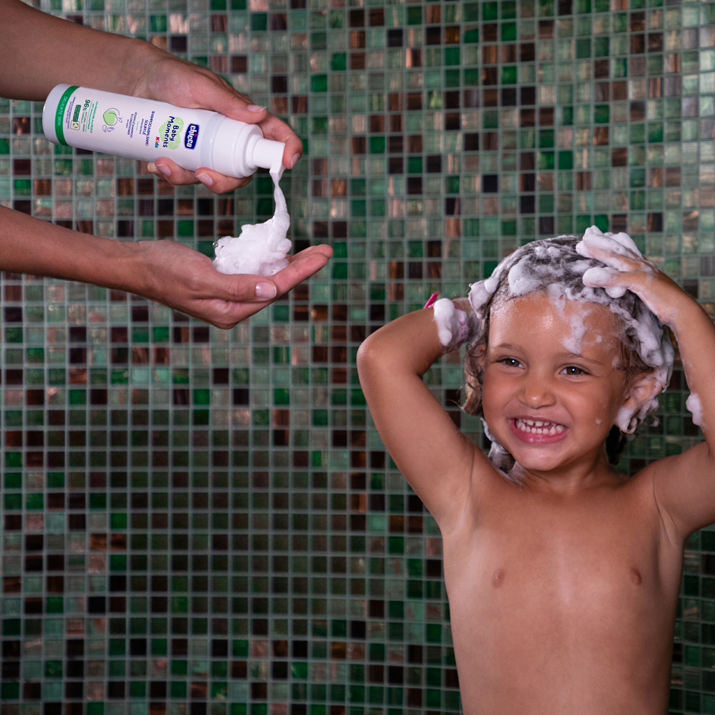 CHICCO Šampón a kondicionér na vlasy soufflé Baby moments Kids 150ml, 0m+