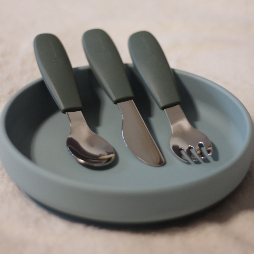 PETITE&amp;MARS Sada príborov s nerezovej ocele Take&amp;Match Bitter Cocoa 12m+