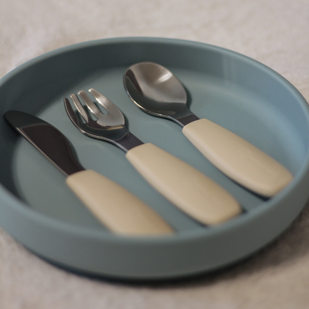 PETITE&amp;MARS Sada príborov s nerezovej ocele Take&amp;Match Velvet Latte 12m+