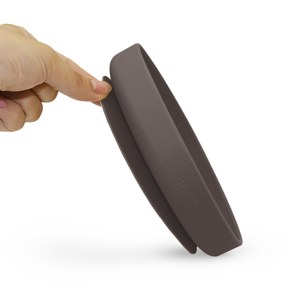 PETITE&amp;MARS Tanier silikónový s prísavkou Take&amp;Match Bitter Cocoa 6m+