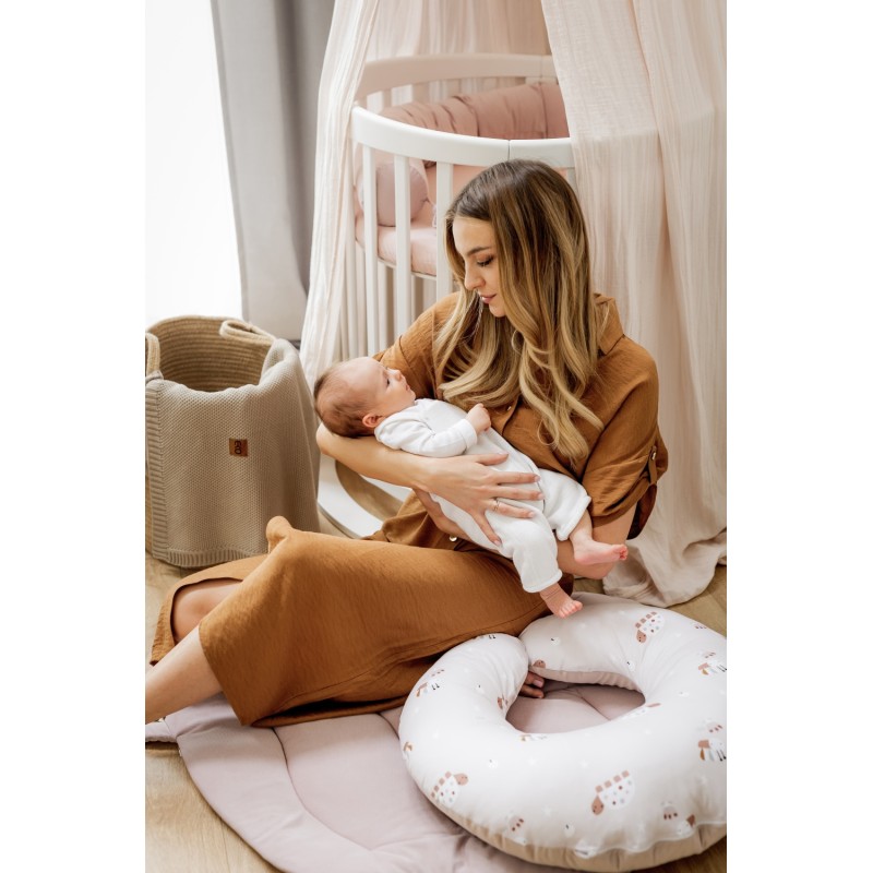 EKO Vankúš na dojčenie malý Velvet Gardener Bear 60x60cm