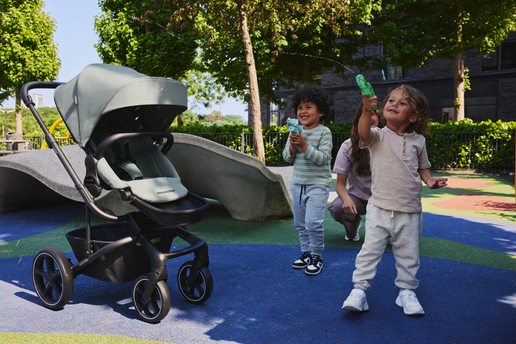 EASYWALKER SET Kočík 4v1 Harvey⁵ 2v1 Midnight Black LITE RWS +CYBEX Aton B2 i-Size,základňa