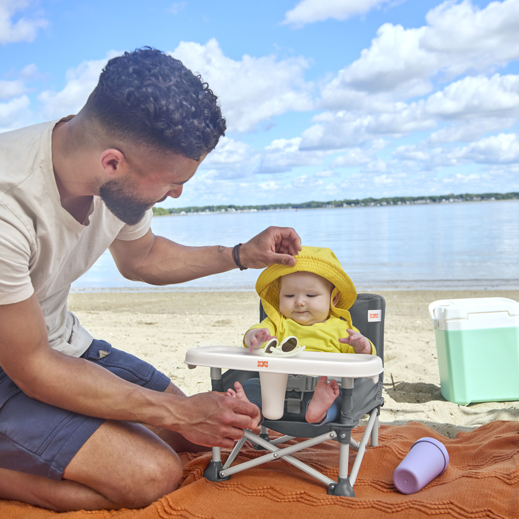 BRIGHT STARTS Stolička jedálenská prenosná Pop 'N Sit™ 6m+ do 15kg