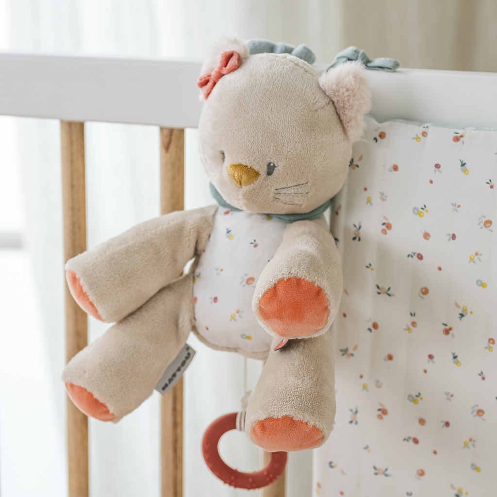 NATTOU Mačička plyšová hudobná Lana 30 cm Mila, Zoe &amp; Lana