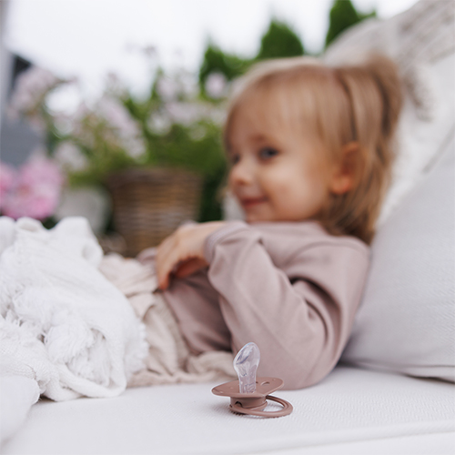 BABYONO Cumlíky silikónové anatomické 18m+, 2 ks