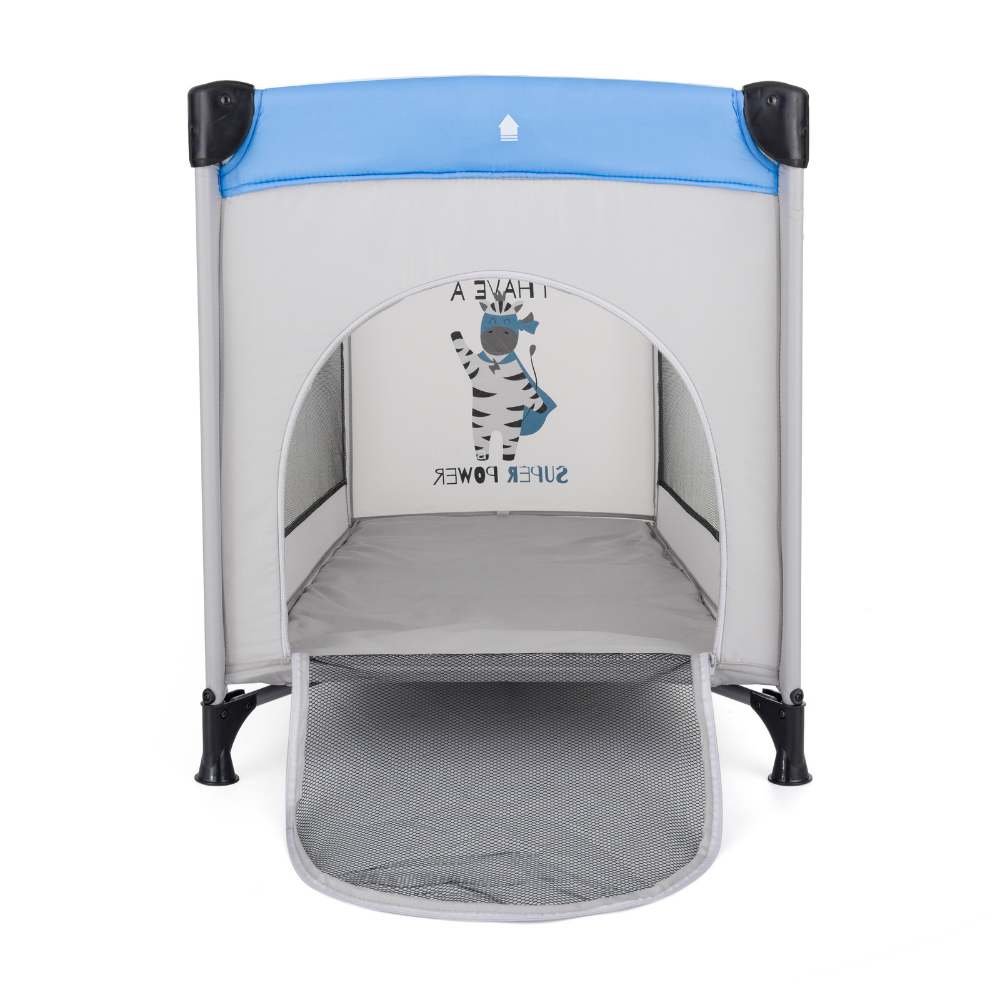 PETITE&amp;MARS Postieľka cestovná Koot - Zebra Super Power