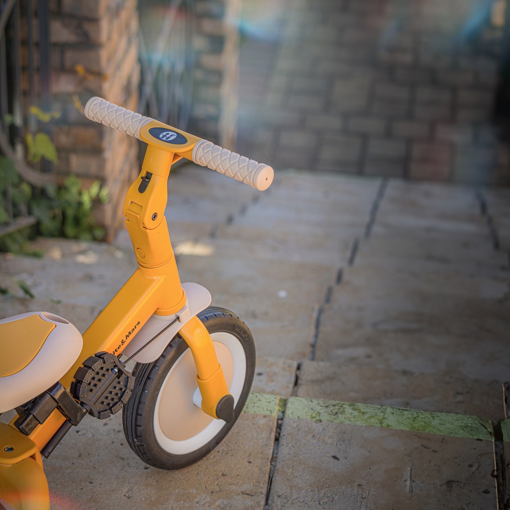 PETITE&amp;MARS Trojkolka multifunkčná 5v1 Turbo Intense Ochre