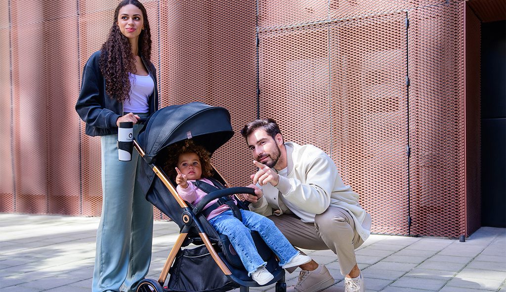 LIONELO Kočík športový Ingrid Black Onyx