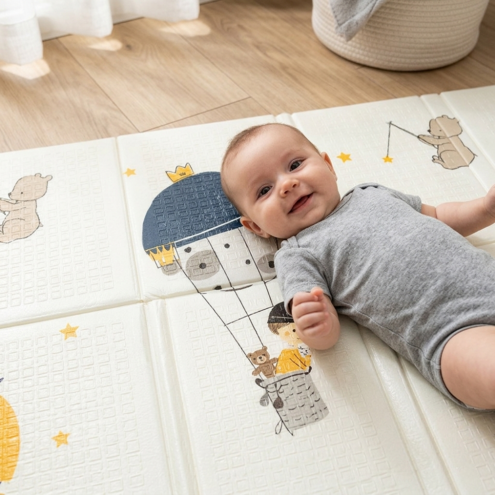 PETITE&amp;MARS Podložka na hranie skladacie Campy L 130x200cm Mountains&amp;Triangles