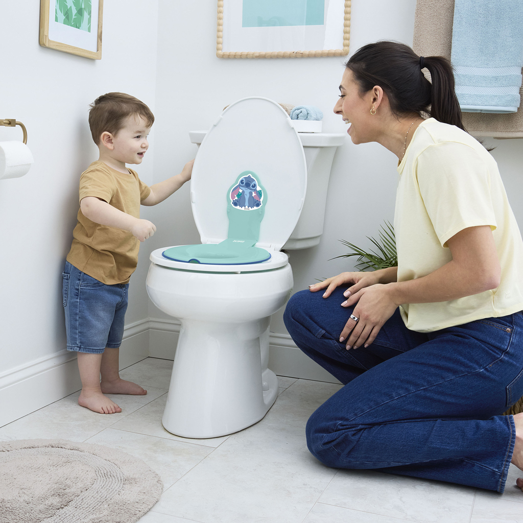 BRIGHT STARTS Redukcia na WC nalepovacia Flip &amp; Sit™ STITCH™ 18m+, do 23kg