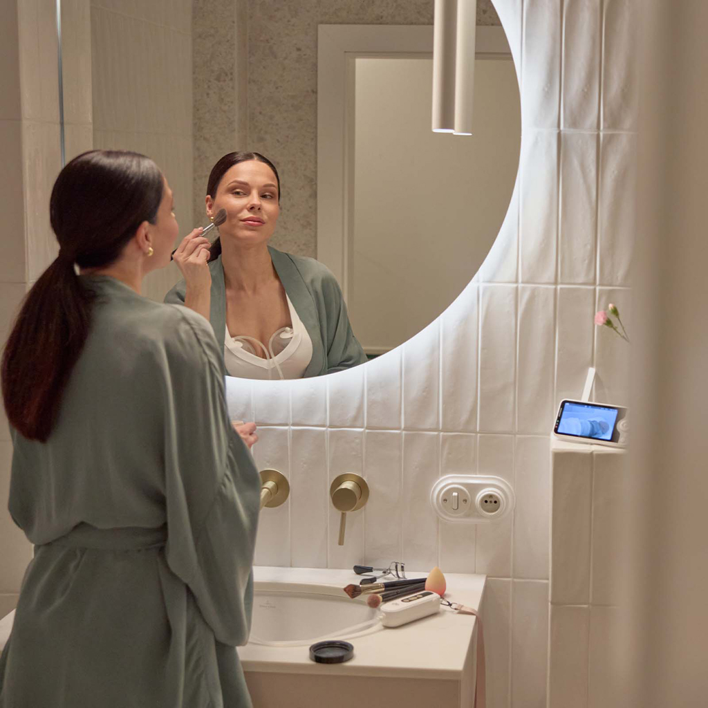 KINDERKRAFT Odsávačka materského mlieka Double Hands-free Gentle Flow Gold