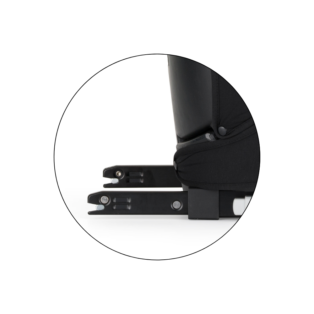 PETITE&amp;MARS Autosedačka Astor Pro i-Size Coal Black 100-150 cm (15-36 kg)