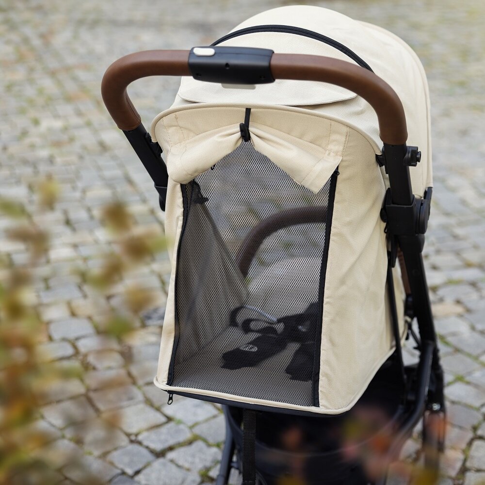 PETITE&amp;MARS Kočík športový Fly Sahara Beige
