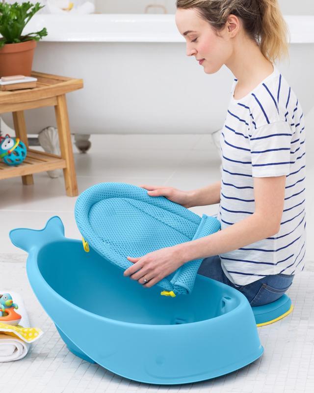 SKIP HOP Vanička s ergonomickou podložkou Moby 3 fázová modrá