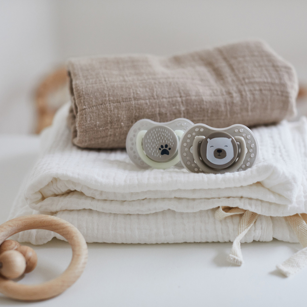LOVI Cumlík silikónový dynamický 0-6m 2ks Buddy Bear
