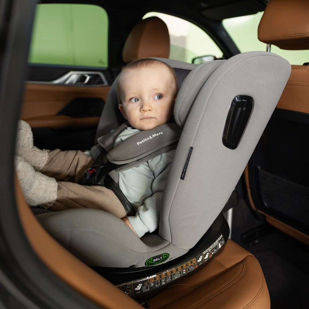 PETITE&amp;MARS Autosedačka Twistguard Pro i-Size Tan Brown Air 40-150 cm(0-36 kg)