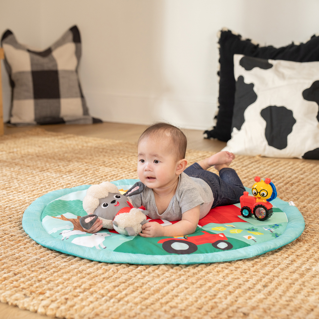 BABY EINSTEIN Deka na hranie pre rozvoj motoriky a zmyslov Happy Harvest™ Touch &amp; Feel, 0m+