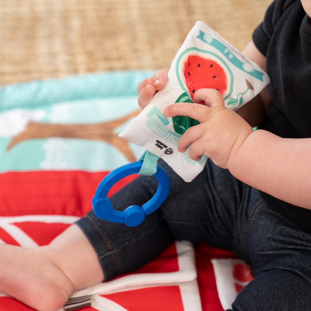 BABY EINSTEIN Deka na hranie pre rozvoj motoriky a zmyslov Happy Harvest™ Touch &amp; Feel, 0m+