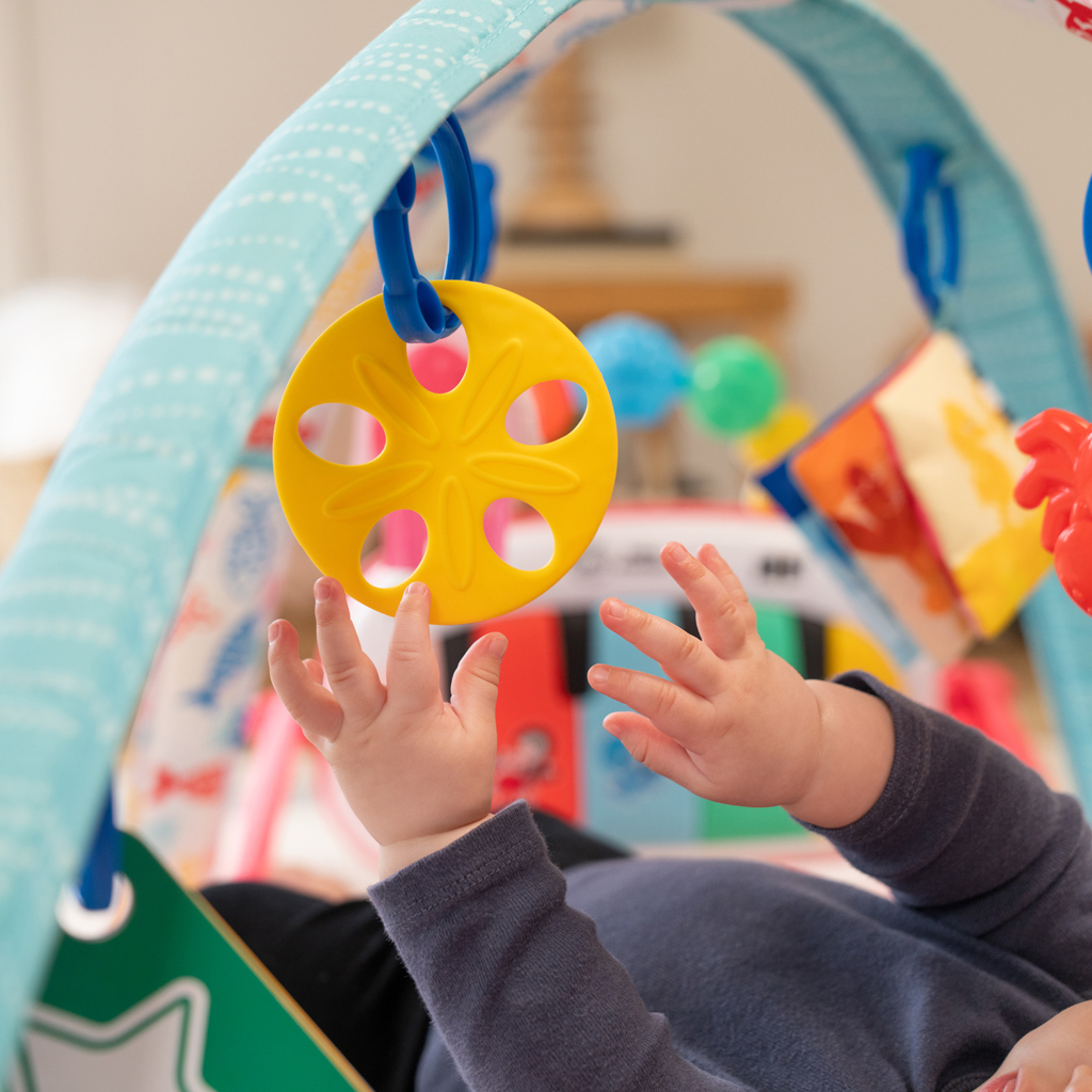 BABY EINSTEIN Deka na hranie s aktivitami 4v1 Kickin’ Tunes™ Jellyfish Jamboree™ 0m+