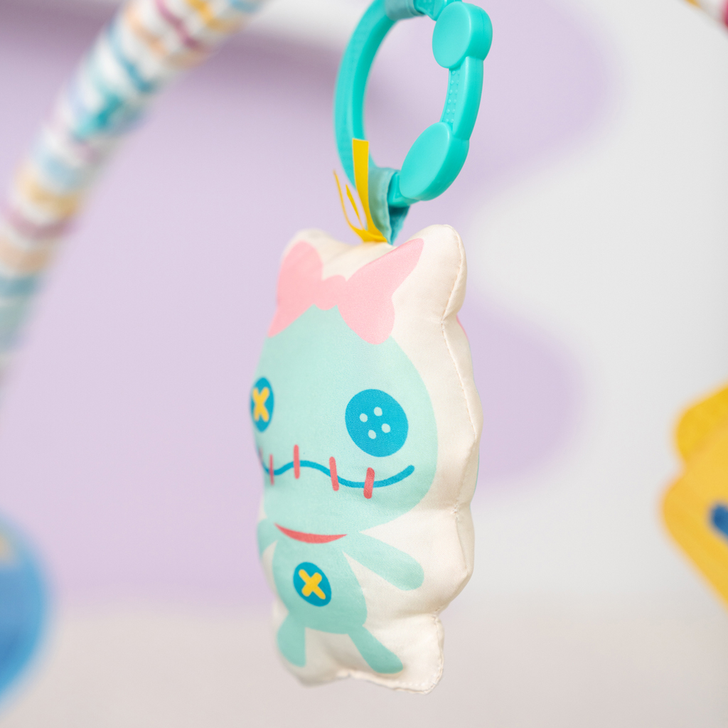 DISNEY BABY Deka na hranie pre rozvoj motoriky a zmyslov Stitch Party Paradise™, 0m+