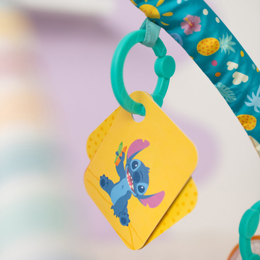 DISNEY BABY Deka na hranie pre rozvoj motoriky a zmyslov Stitch Party Paradise™, 0m+
