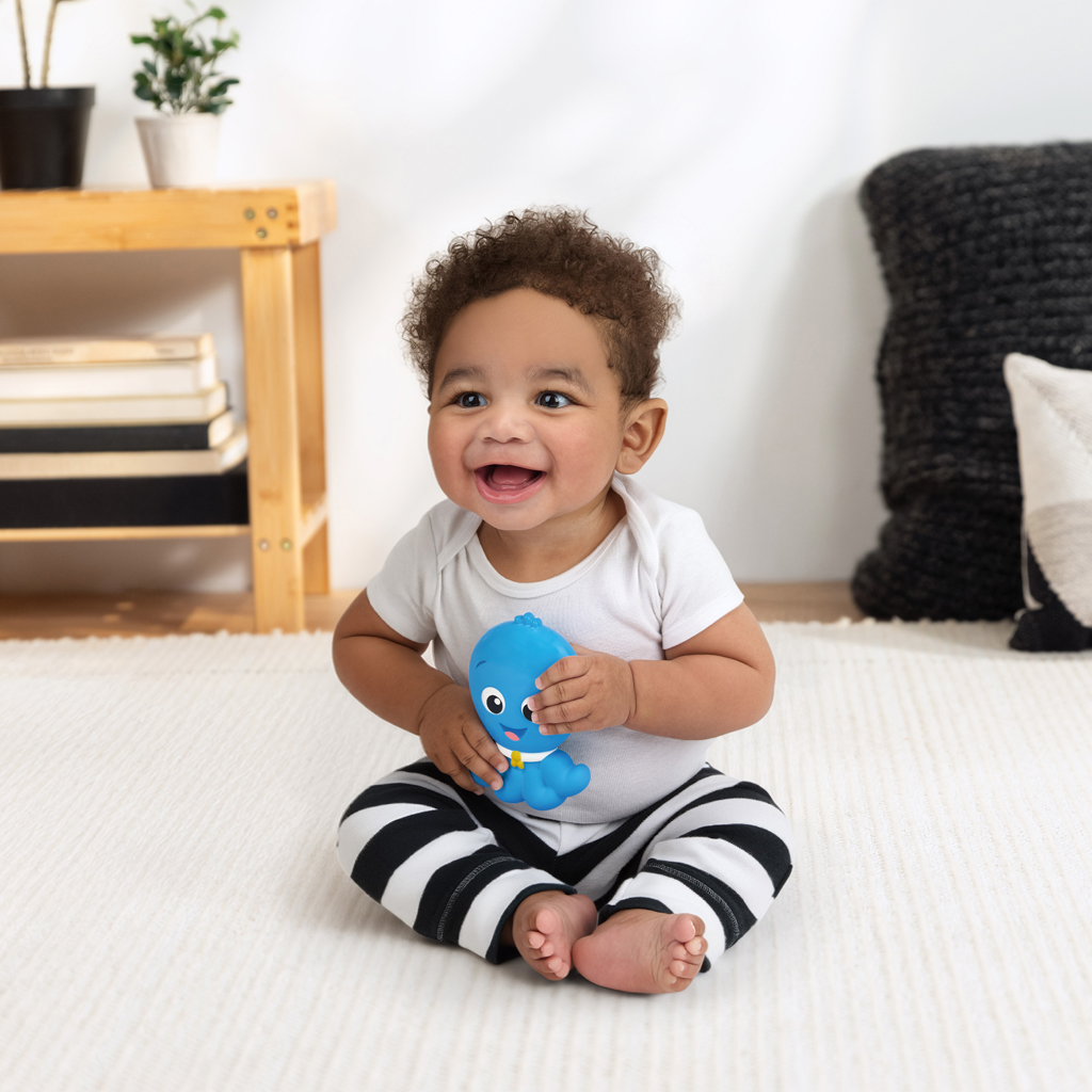 BABY EINSTEIN Hryzátko z prírodného kaučuku Soothing Opus™, 0m+