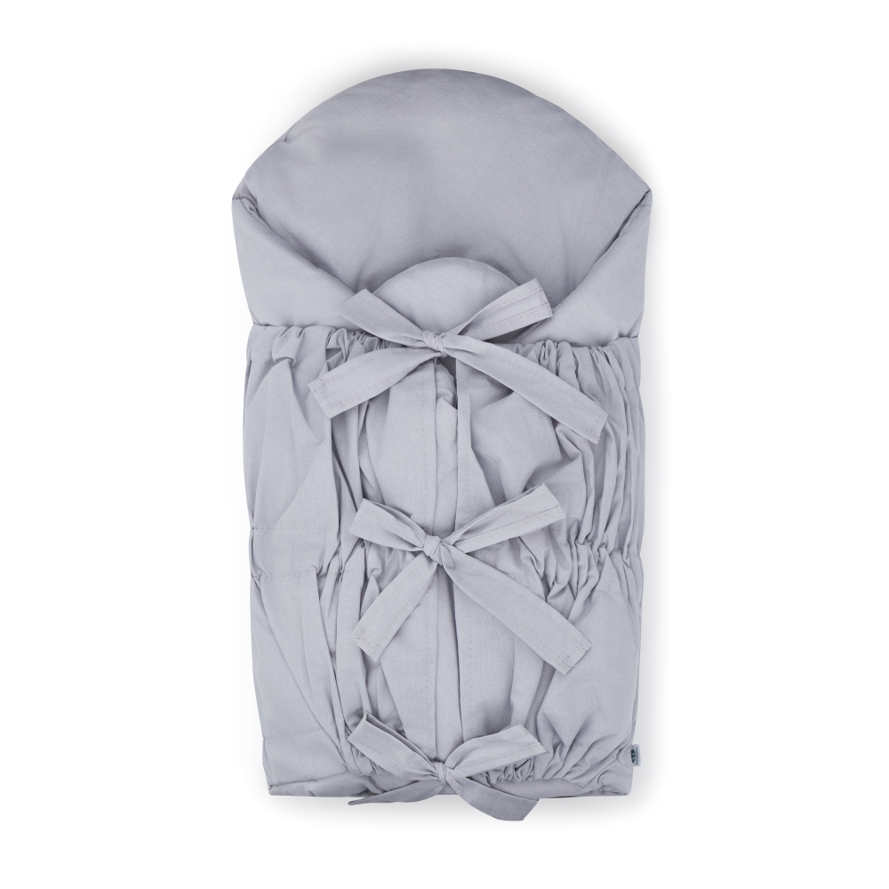 PETITE&amp;MARS Zavinovačka šnurovacia Nurse s pevnou kokosovou vložkou Light Grey 75x75 cm